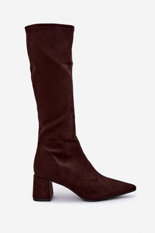 knee-high boots with heels and pointed toes in chocolate Amora