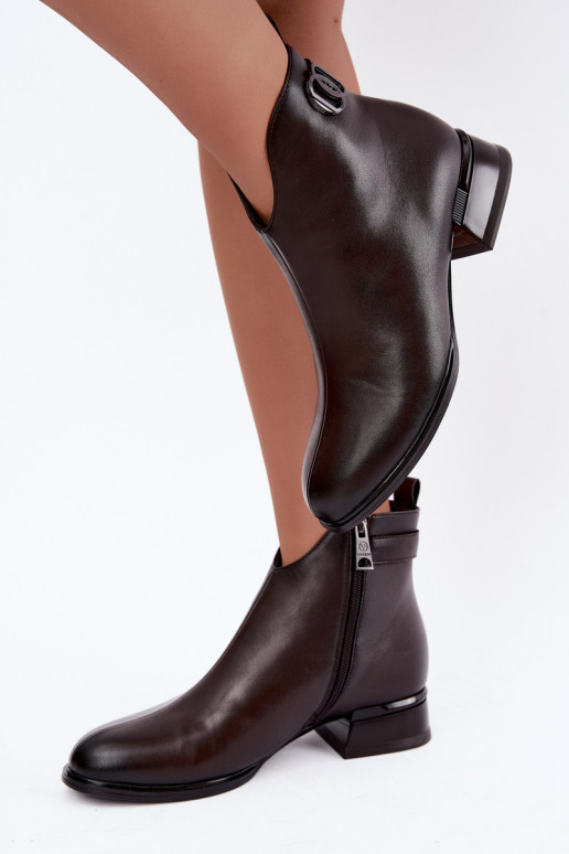 Insulated ankle boots with decorative straps in chocolate Vinceza 58692