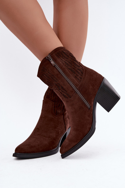 Ankle boots with cut-out elements insulated in chocolate Salinae