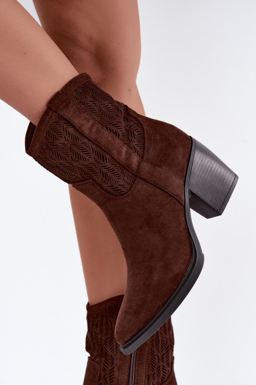 Ankle boots with cut-out elements insulated in chocolate Salinae
