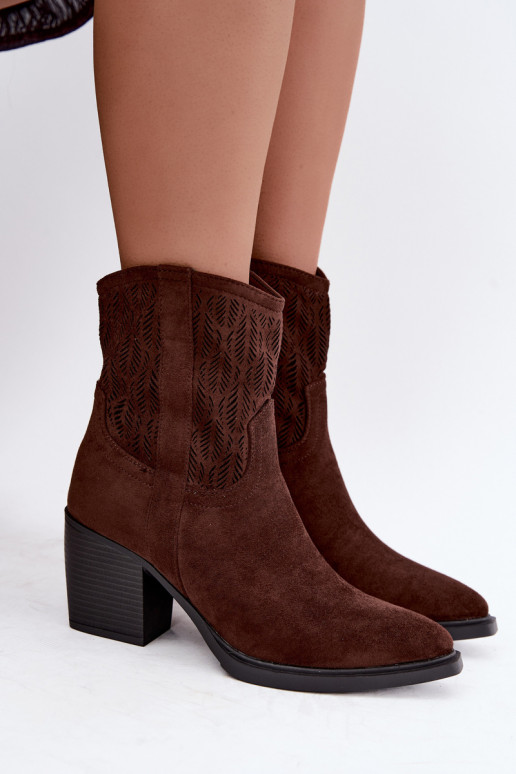 Ankle boots with cut-out elements insulated in chocolate Salinae