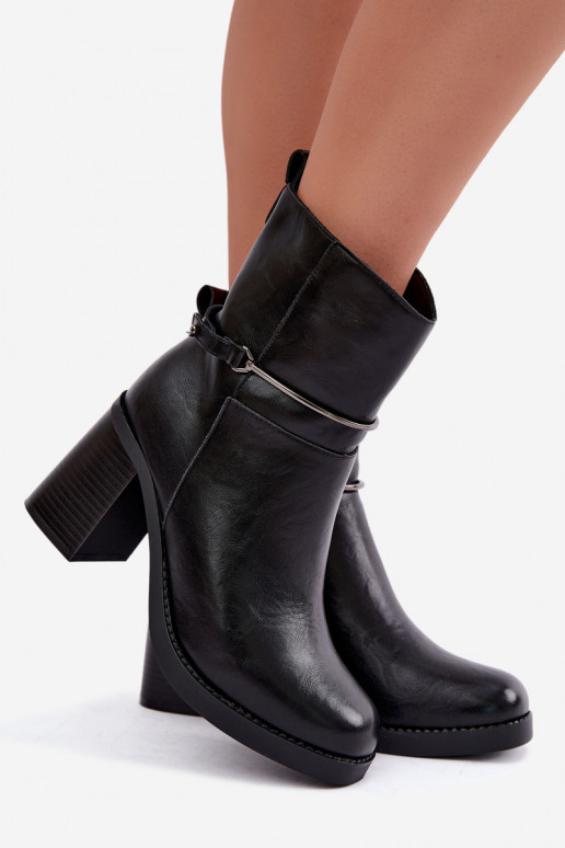 Leather women's ankle boots insulated with heels and decorated heels in black Gracelle