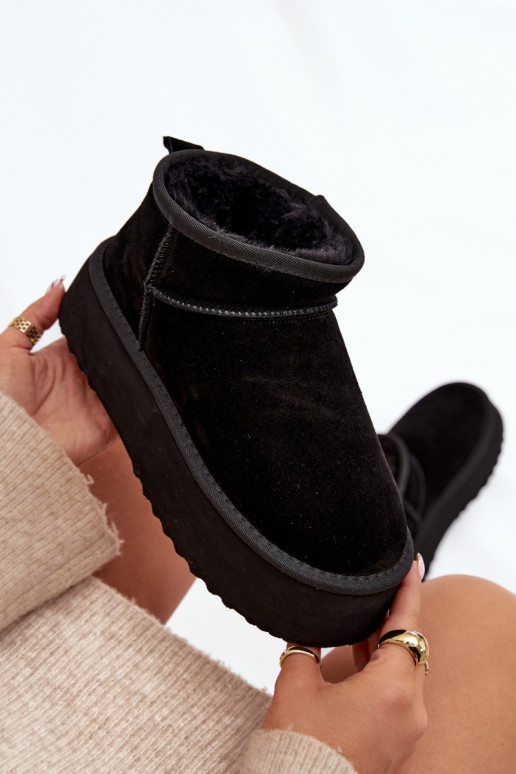 Women's snow boots in faux suede black