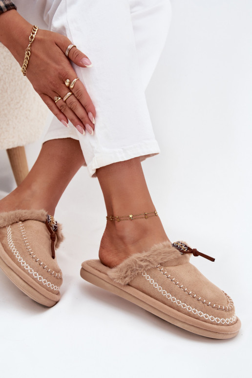 women's slippers with fur and embroidered rings in sand color Perivelle