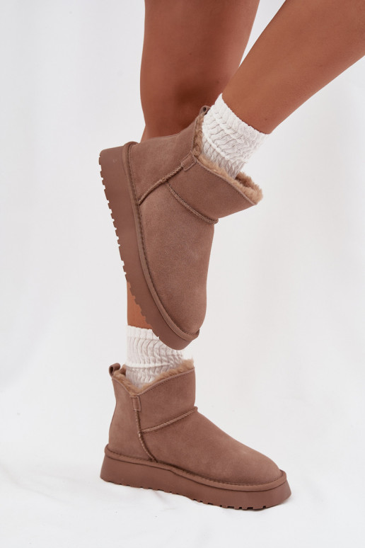 Sand-colored snow boots made of faux suede with insulation and fur lining Vinceza 97961