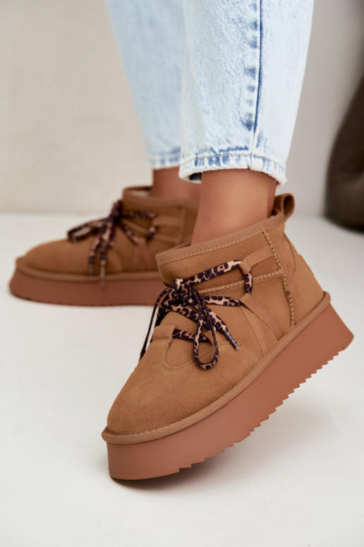 Brown faux suede snow boots with platform and stylish details GOE UU2N4920