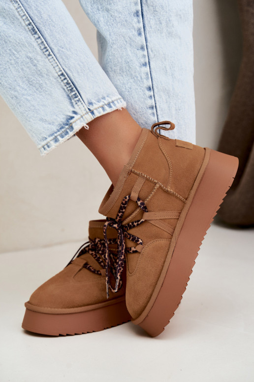 Brown faux suede snow boots with platform and stylish details GOE UU2N4920