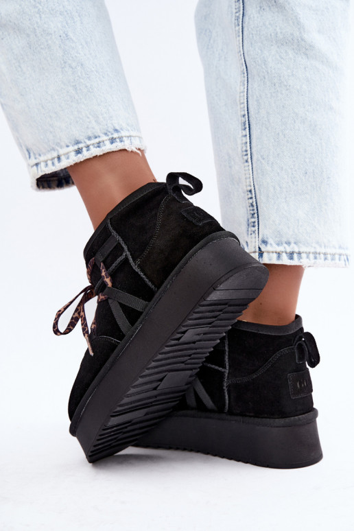 Black faux suede snow boots with platform and stylish details GOE UU2N4919