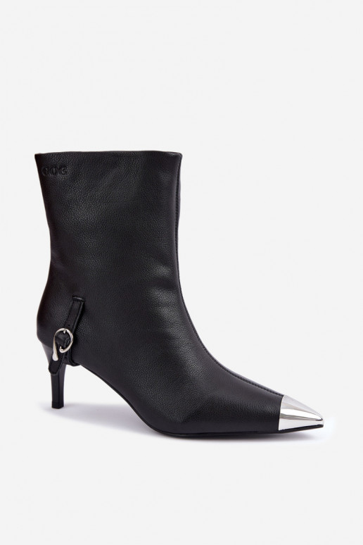 Warm leather ankle boots with slim heels GOE UU2N4226 black
