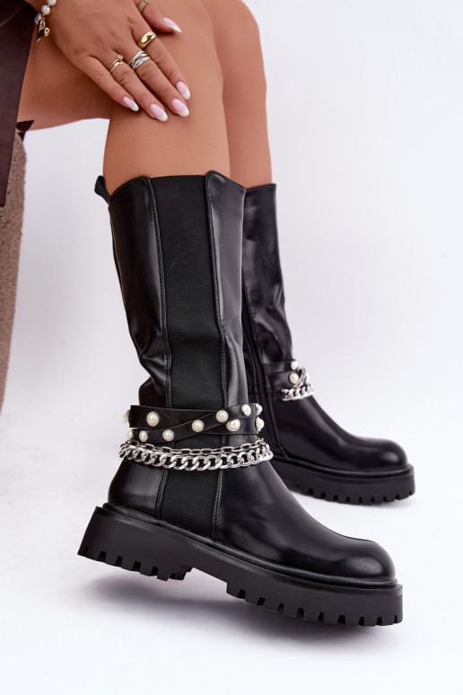 Warm knee-high boots with platform and chains in black Doremi