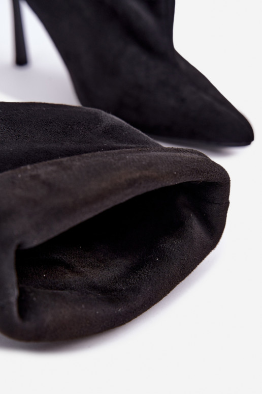 Slip-on ankle boots with thin heels in black Kamea