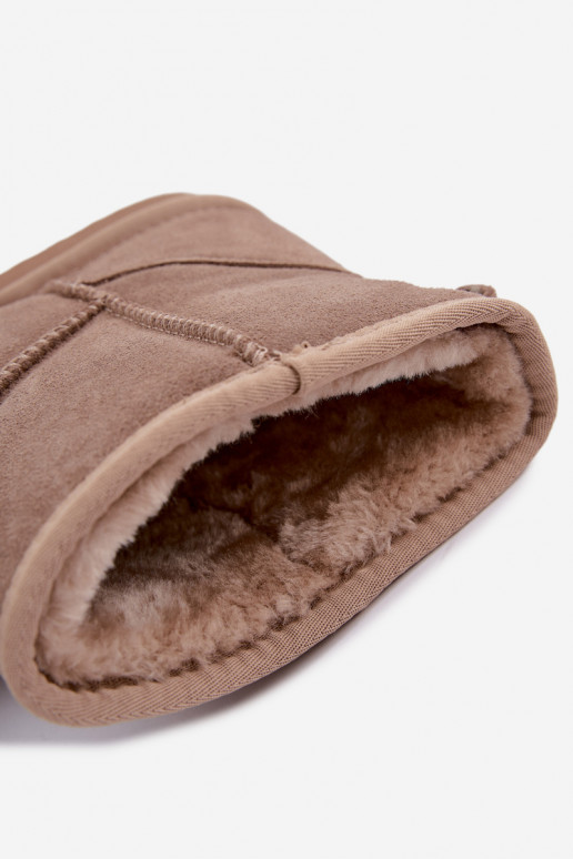 Warm snow boots made of faux suede with fur inside in sand color Amandine