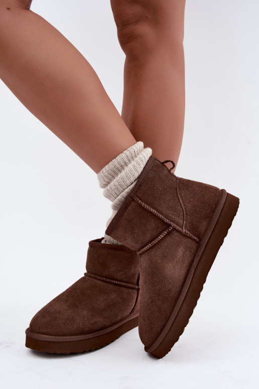 Warm snow boots made of faux suede with fur inside in burgundy color Amandine