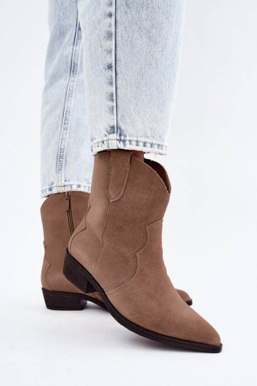 Sand-colored suede cowboy-style low-heeled boots Delsa