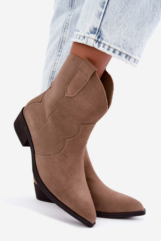 Sand-colored suede cowboy-style low-heeled boots Delsa