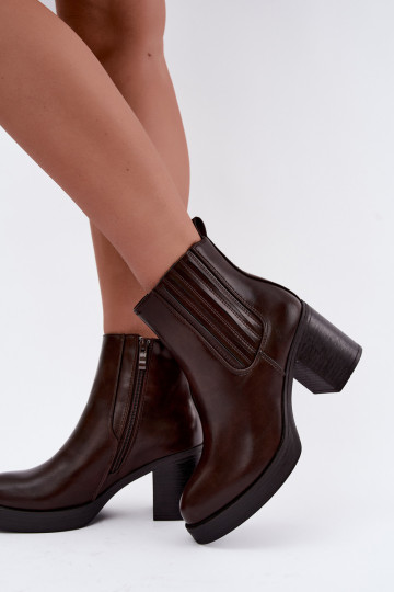 Chocolate-colored warm ankle boots with heels Gisandra 2