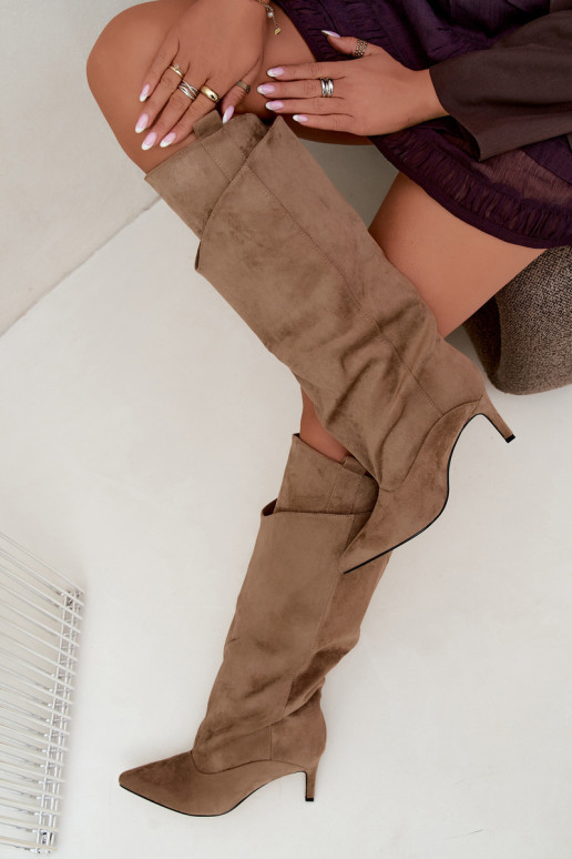 faux fur knee-high boots with ruffles and thin heels in sand color Auretta