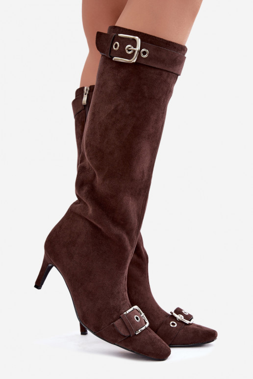 faux fur knee-high boots with thin heels and buckles in brown color Finessia