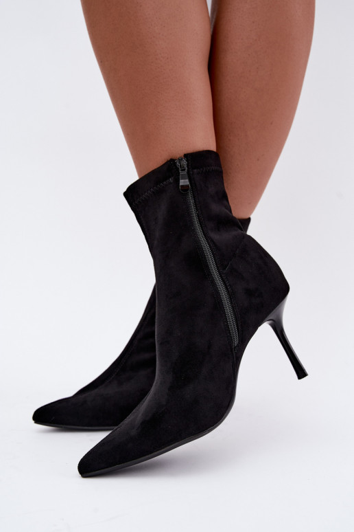 Black ankle boots with slim heels Nireya