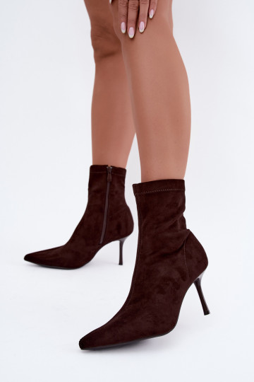 Chocolate ankle boots with slim heels Nireya 2