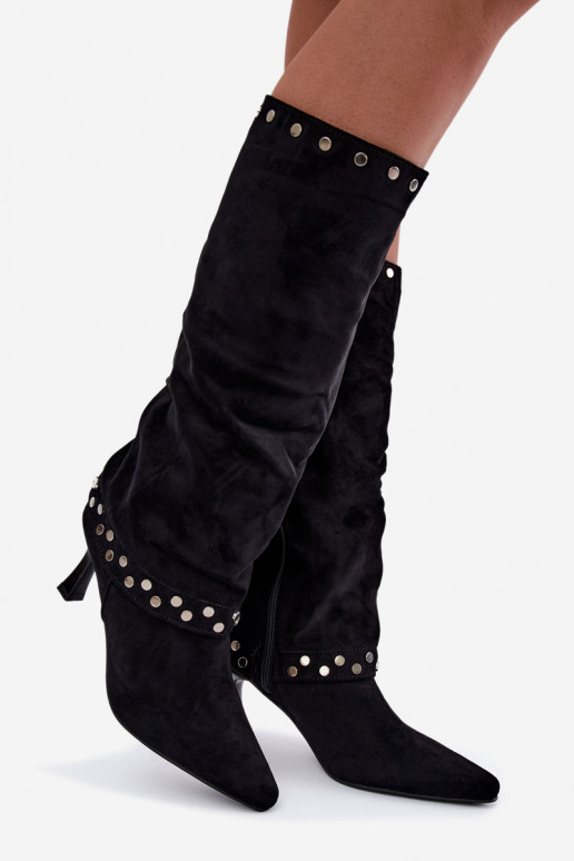 Black insulated long boots with decoration Tai turiris