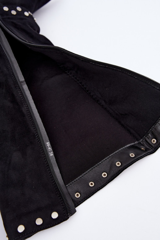 Black insulated long boots with decoration Tai turiris