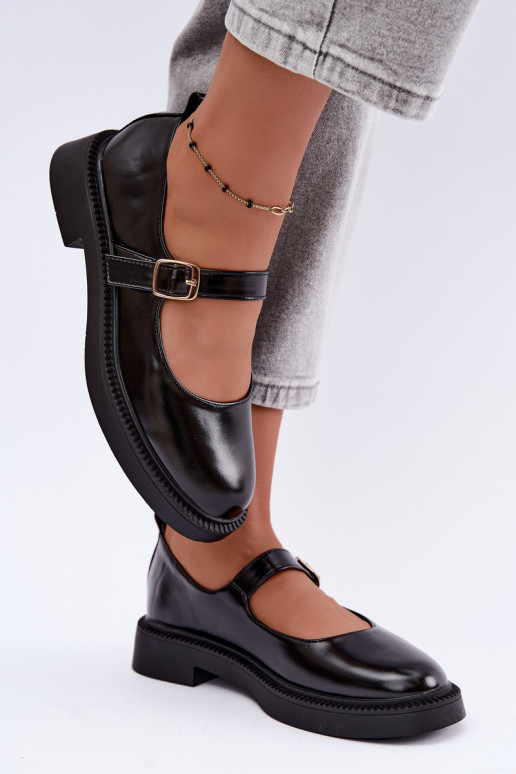 Black shoes with wide heels Lareine