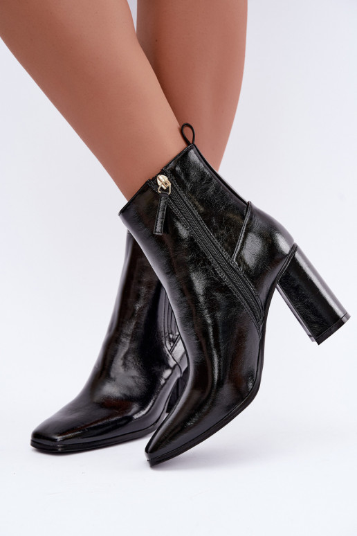 Black ankle boots with patent effect Kallista
