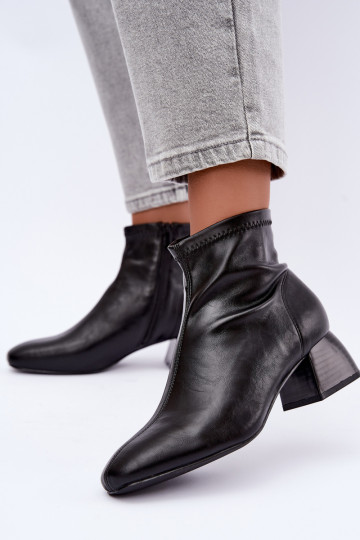 Black ankle boots Klocke made of faux leather Estellea 2