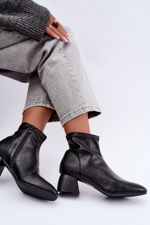 Black ankle boots Klocke made of faux leather Estellea