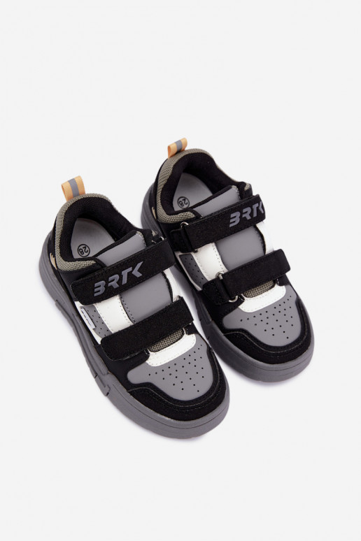 Sneakersy dla chłopców Bartek 8700210 w czarnym i szarym kolorze