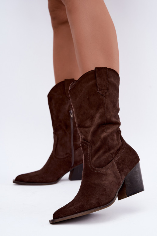 Warm cowboy-style ankle boots with heels in chocolate color Serenza