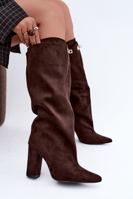 Warm knee-high boots with double shaft and heels in chocolate color made of suede Luminelle