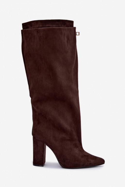 Warm knee-high boots with double shaft and heels in chocolate color made of suede Luminelle