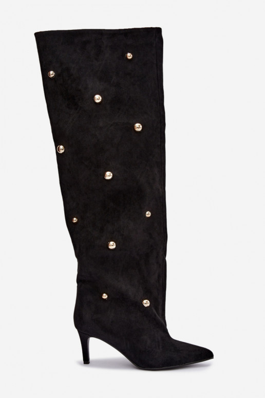 Slip-on knee-high boots with thin heels and ornate details in black color Beladine