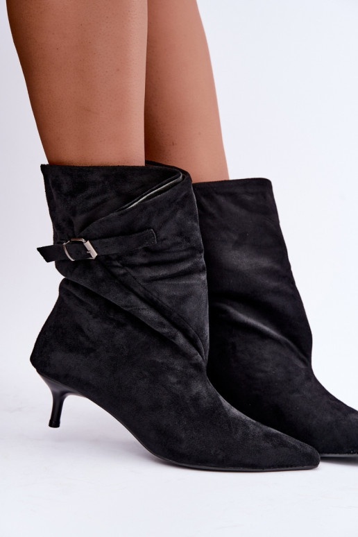 Insulated Tiselle ankle boots with heels and buckles in black