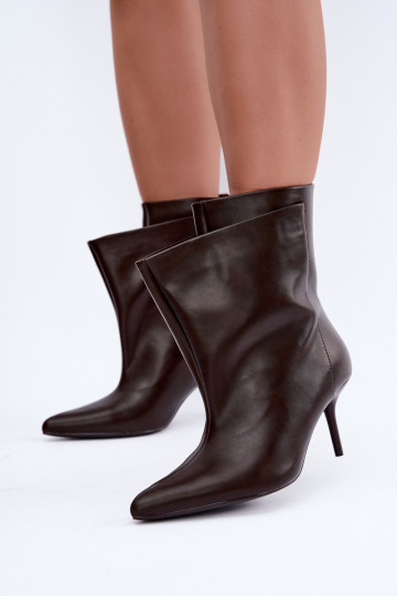 Insulated Damarielle ankle boots with thin heels in brown 2