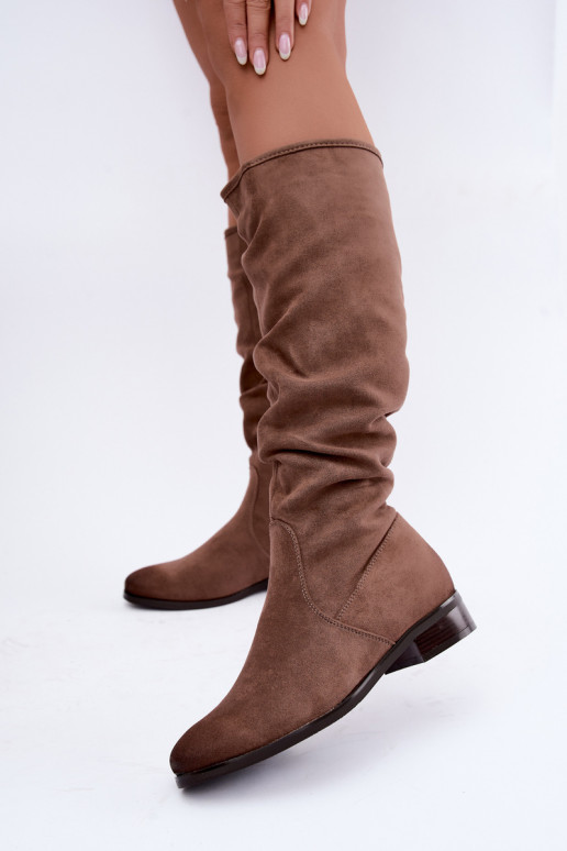 Wrinkled insulated over-the-knee boots with wide heels sand Vinceza 58669
