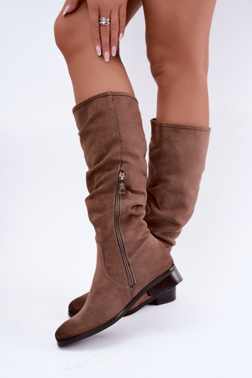 Wrinkled insulated over-the-knee boots with wide heels sand Vinceza 58669