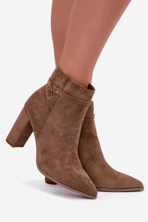 ankle boots with heels and decorative straps in sand color Preselle