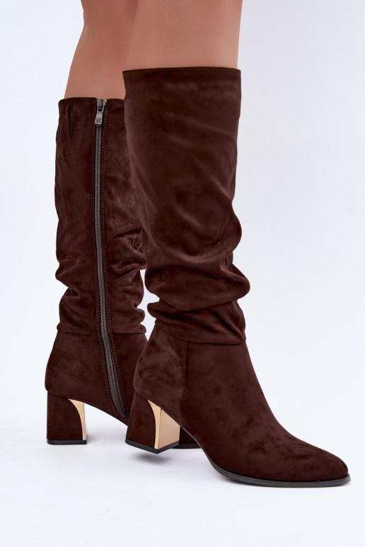 Warm wrinkled knee-high boots with heels in chocolate Ivenna