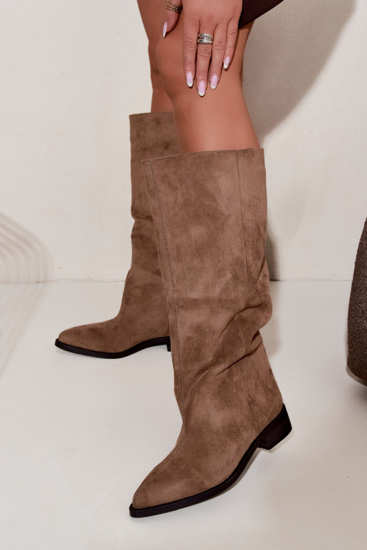Slip-on knee-high boots with wide heels in sand Cadorine