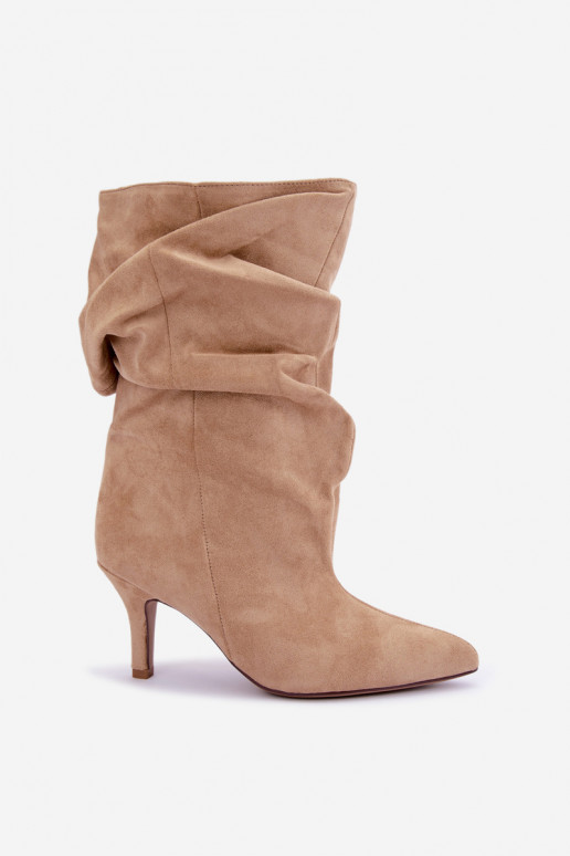 Wsuwane botki Slouchy z obcasami w kolorze piaskowym Falisette