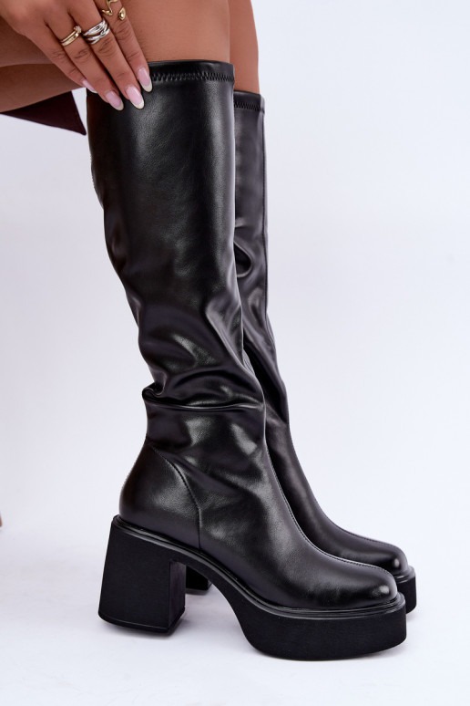 Women's knee-high boots with platform and heels in black faux leather Nesalie