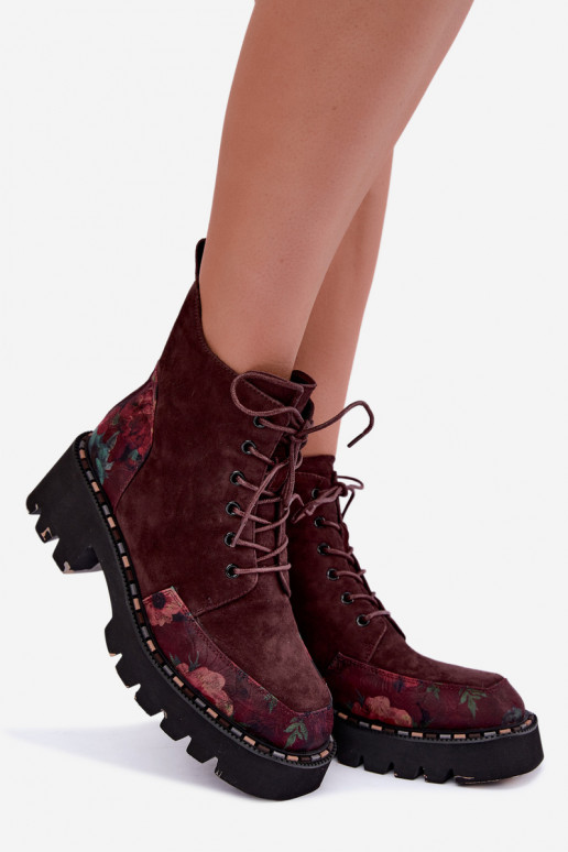 Suede insulated boots with laces and floral motifs burgundy color Artiker 59C0248