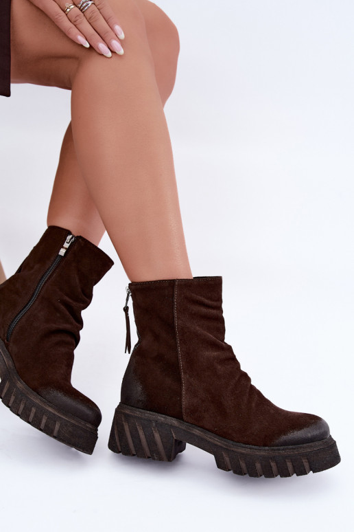 Suede insulated boots with ruffles chocolate color Zazoo 60590