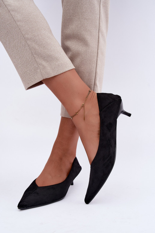 buty na niskim obcasie w kolorze czarnym Joresta