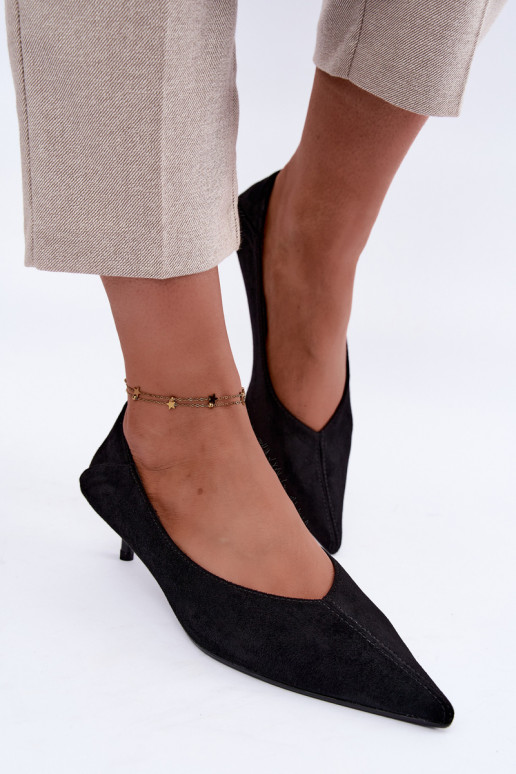 low-heeled shoes in black color Joresta