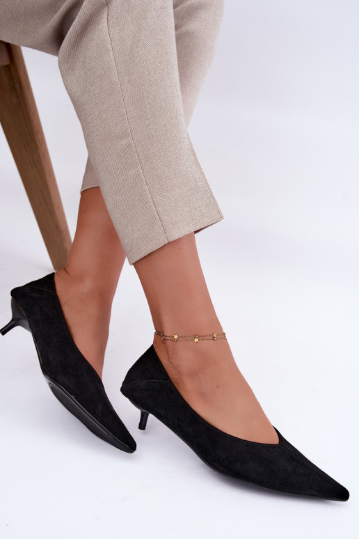 buty na niskim obcasie w kolorze czarnym Joresta