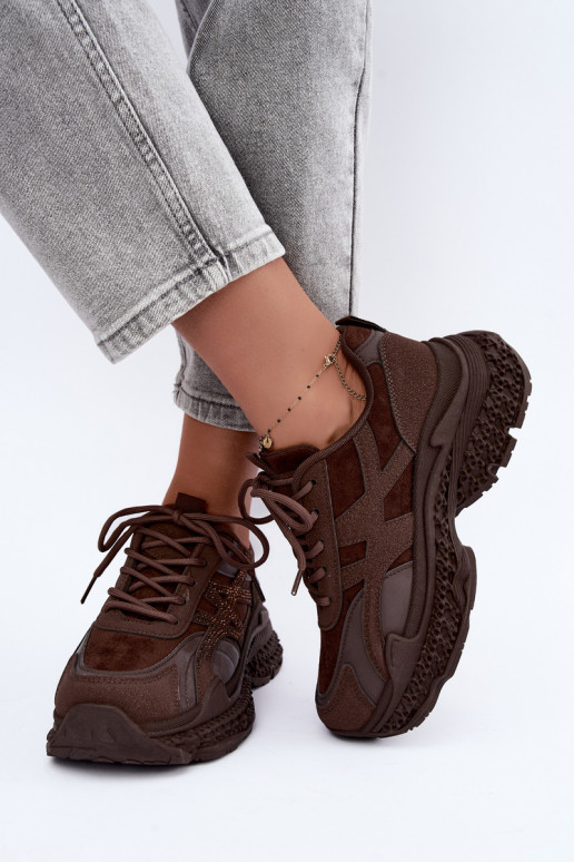 Sneakers with chocolate-colored decoration Amselle